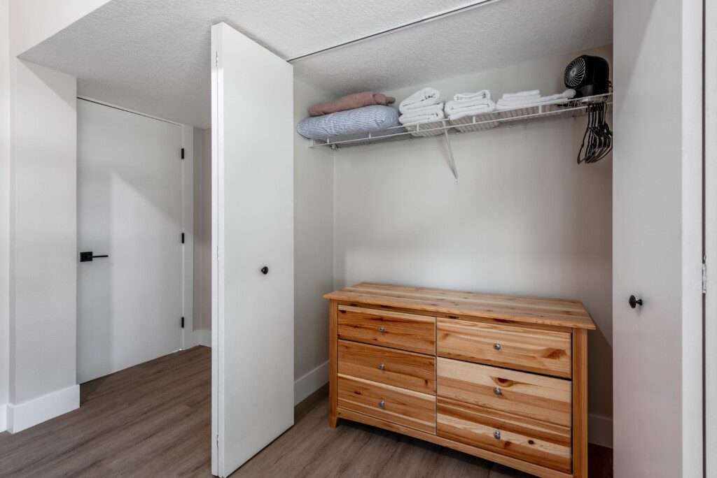 c199ca97 2398 4ad0 a0bf 04f9dfc820377957 D Lake Clarke Shores 24 min.jpg