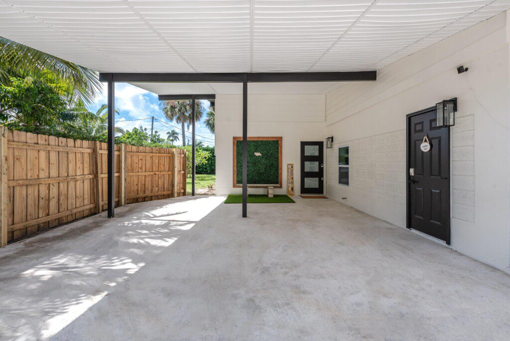 0b01b906 0cd4 4ce9 b1fe 942115b4f60a7957 D Lake Clarke Shores 38 min.jpg