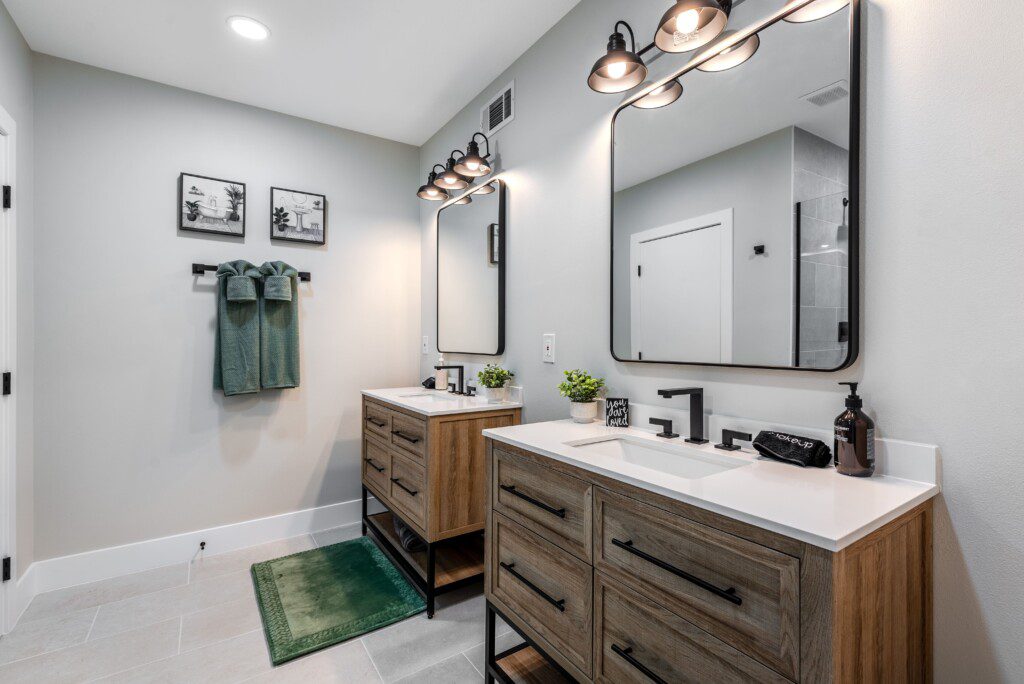 0bf878ef 0177 47cd b321 4a007dff17b57957 D Lake Clarke Shores 10 min.jpg