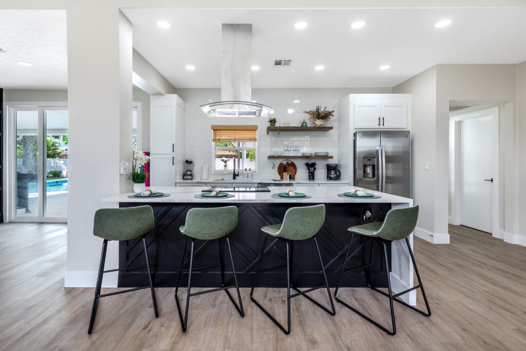 400e5efc e9cf 47f0 aeb5 96a2a31289277957 D Lake Clarke Shores 37 min.jpg