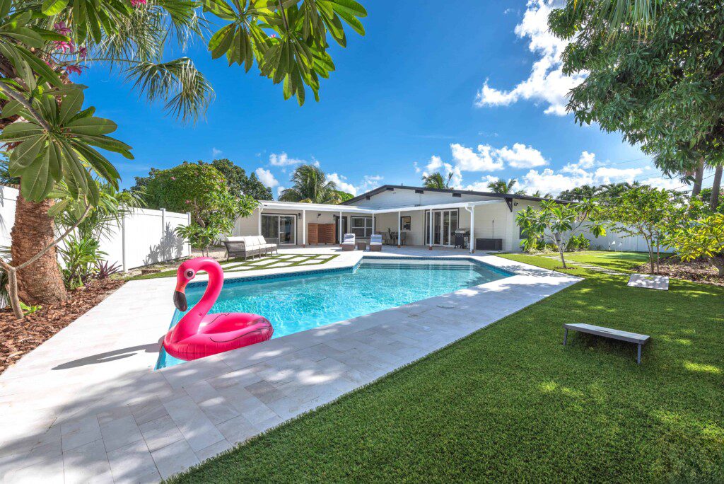 4dfc5226 b550 4531 b756 a8907038025e7957 D Lake Clarke Shores 7 min.jpg