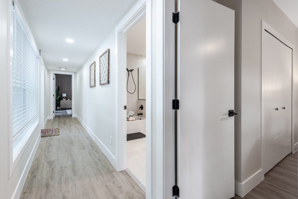 63c98abd a5f9 48cc b961 67e5487601cd7957 D Lake Clarke Shores 20 min.jpg