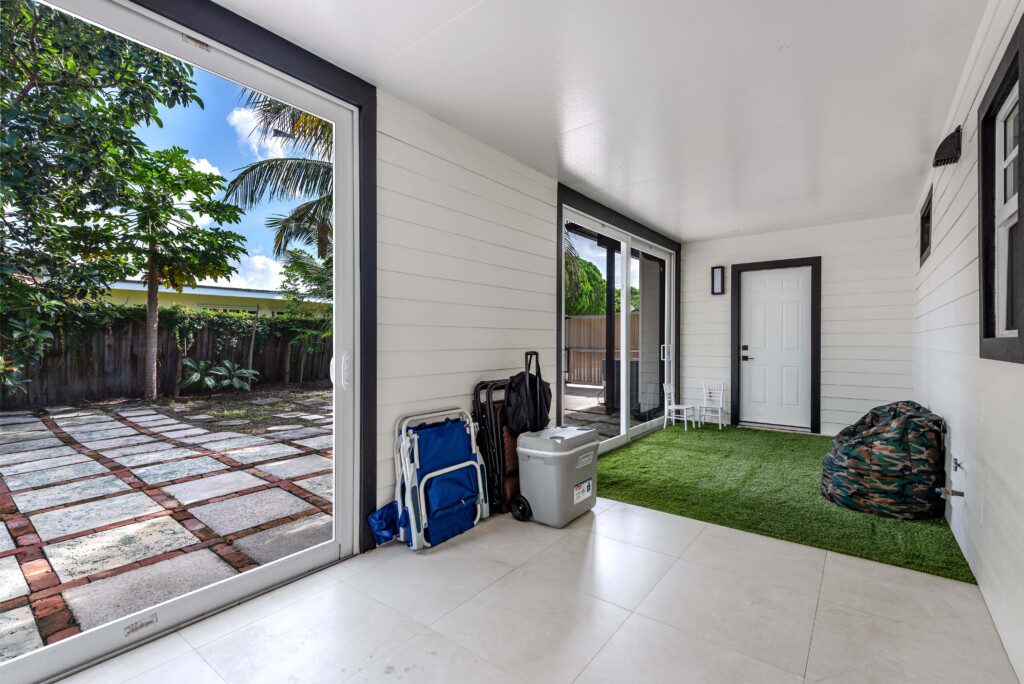e3e1abe2 6c01 4e68 9fb3 842140d9bc727957 D Lake Clarke Shores 21 min.jpg
