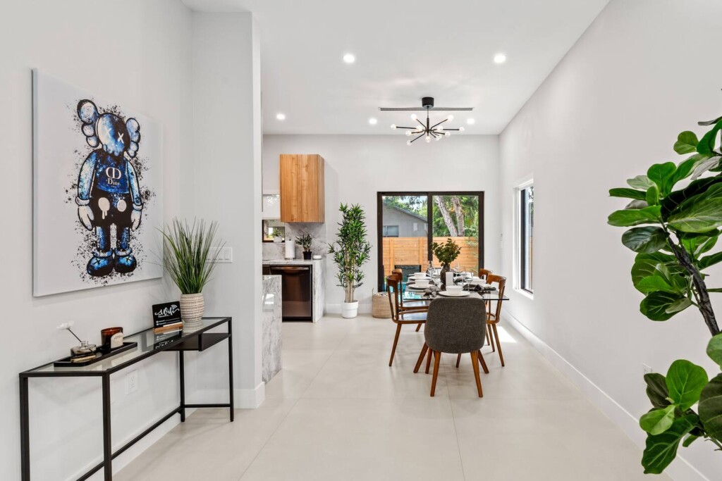 IEElAGz35PTlK9sLmsQYNpQwX3kvJl0jiKrTASUf.jpg